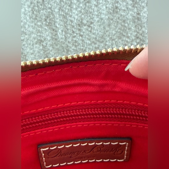 EUC Dooney & Bourke Tan and Brown Crossbody Bag - Picture 6 of 9